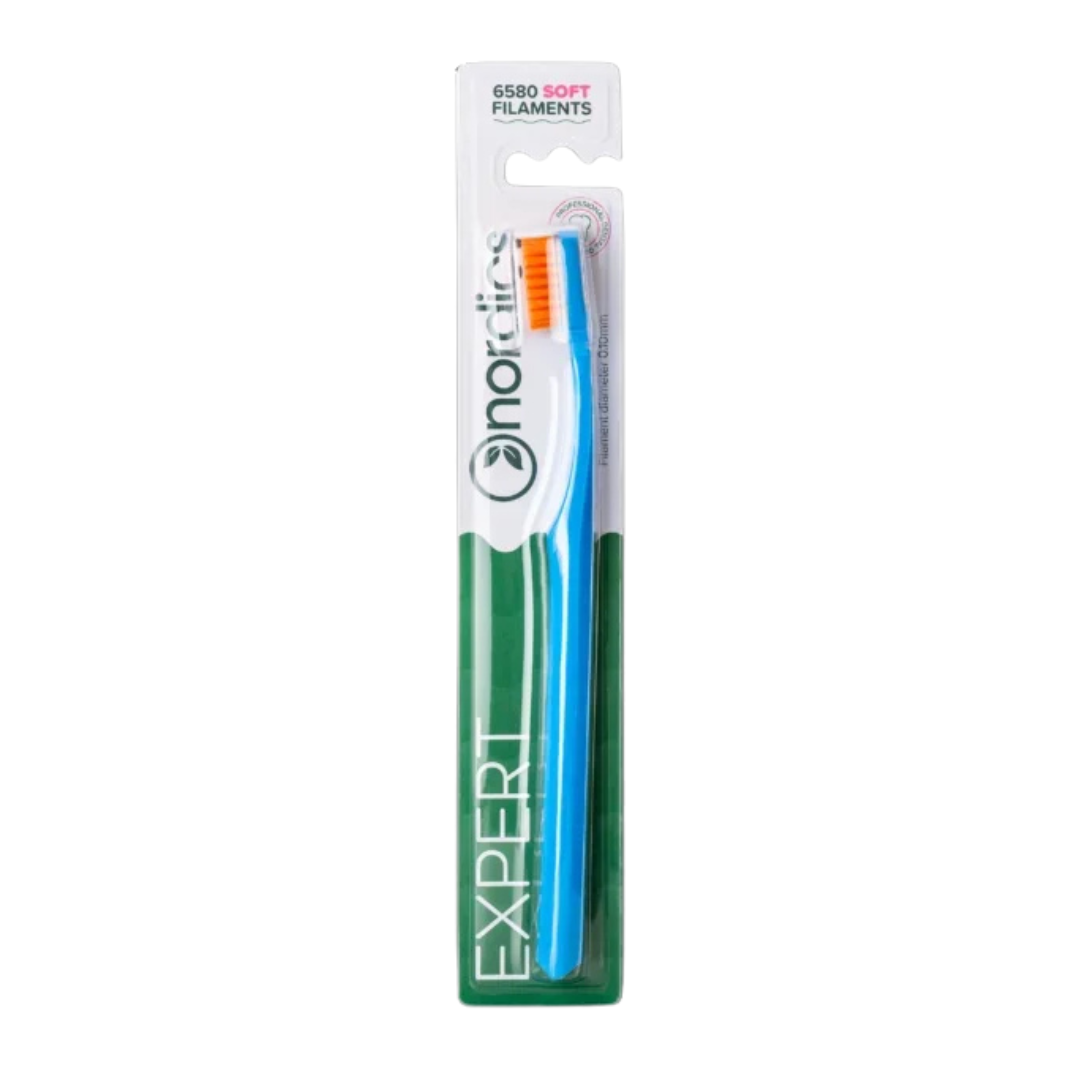 Periuta de dinti Expert Curve 6580 filamente – moale – albastru Nordics